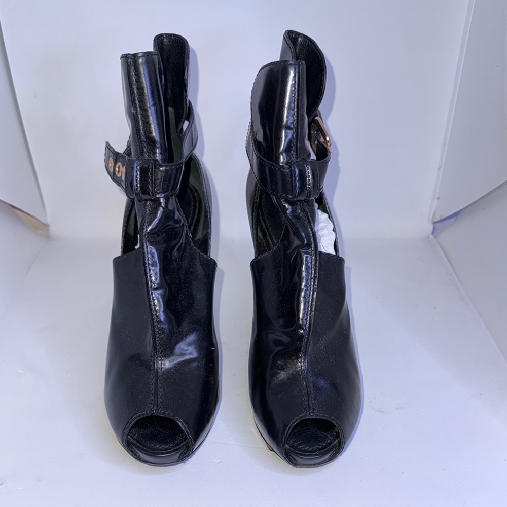 Louis Vuitton Heels